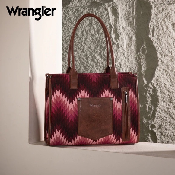 Wrangler Southwestern Pattern Dual Sided Print Concealed Carry Wide Tote Pink - Picture 3 of 5